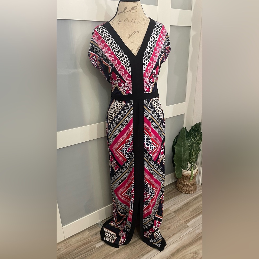 Laundry By Shelli Segal Pink and Black Maxi Dress